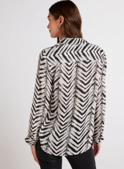Bella Dahl Button Down Shirt - Batik Chevron Print- Long Sleeve