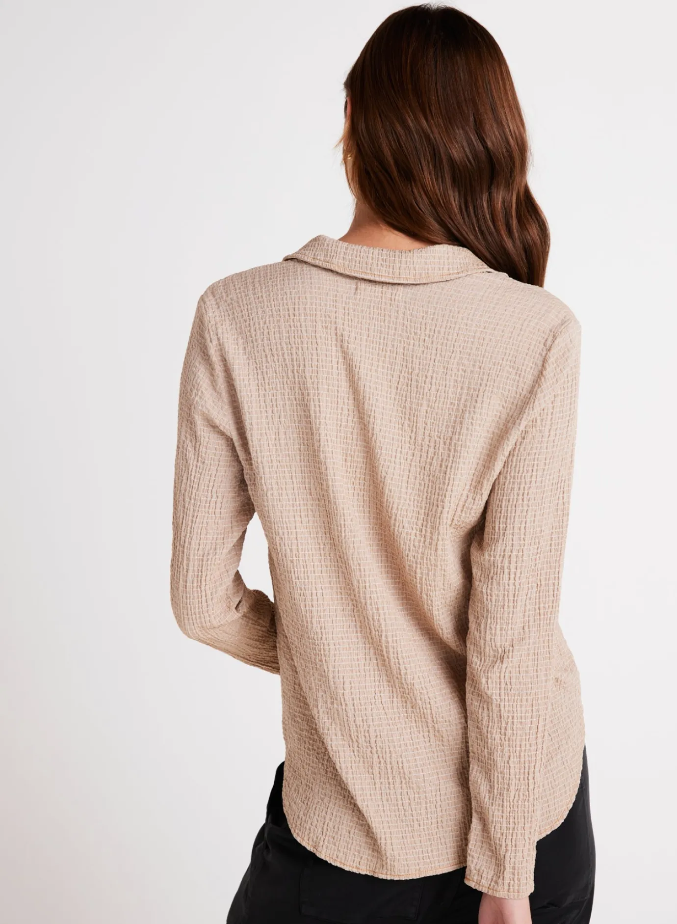 Bella Dahl Clean Button Front Shirt - Light Oak- Button Down