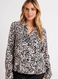 Bella Dahl Clean Shirt - Abstract Bloom Print- Button Down