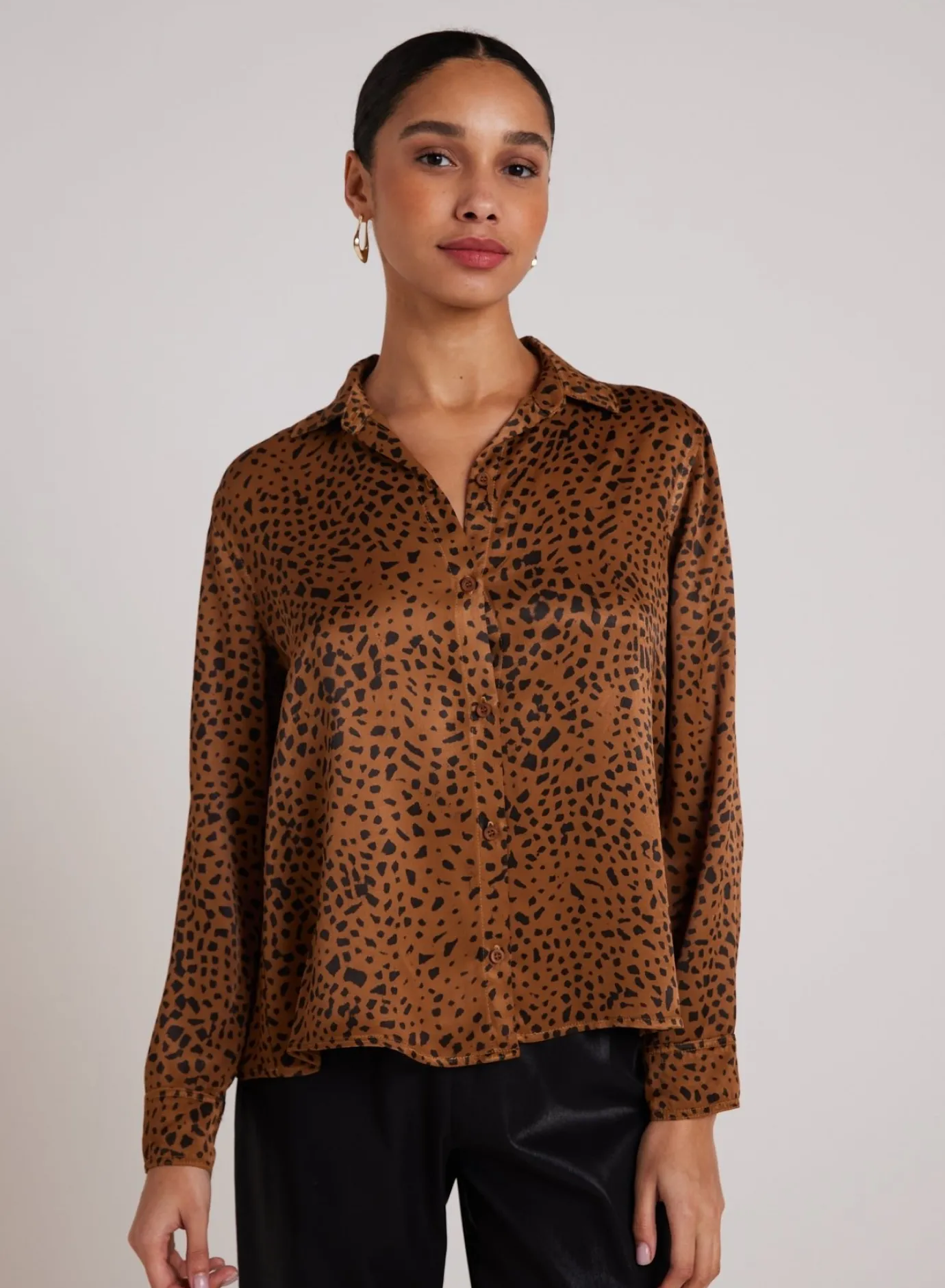 Bella Dahl Flowy Hem Button Down - Bronzed Maple- Button Down