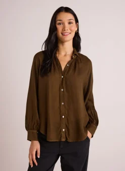 Bella Dahl Flowy Raglan Sleeve Shirt - Golden Army- Long Sleeve