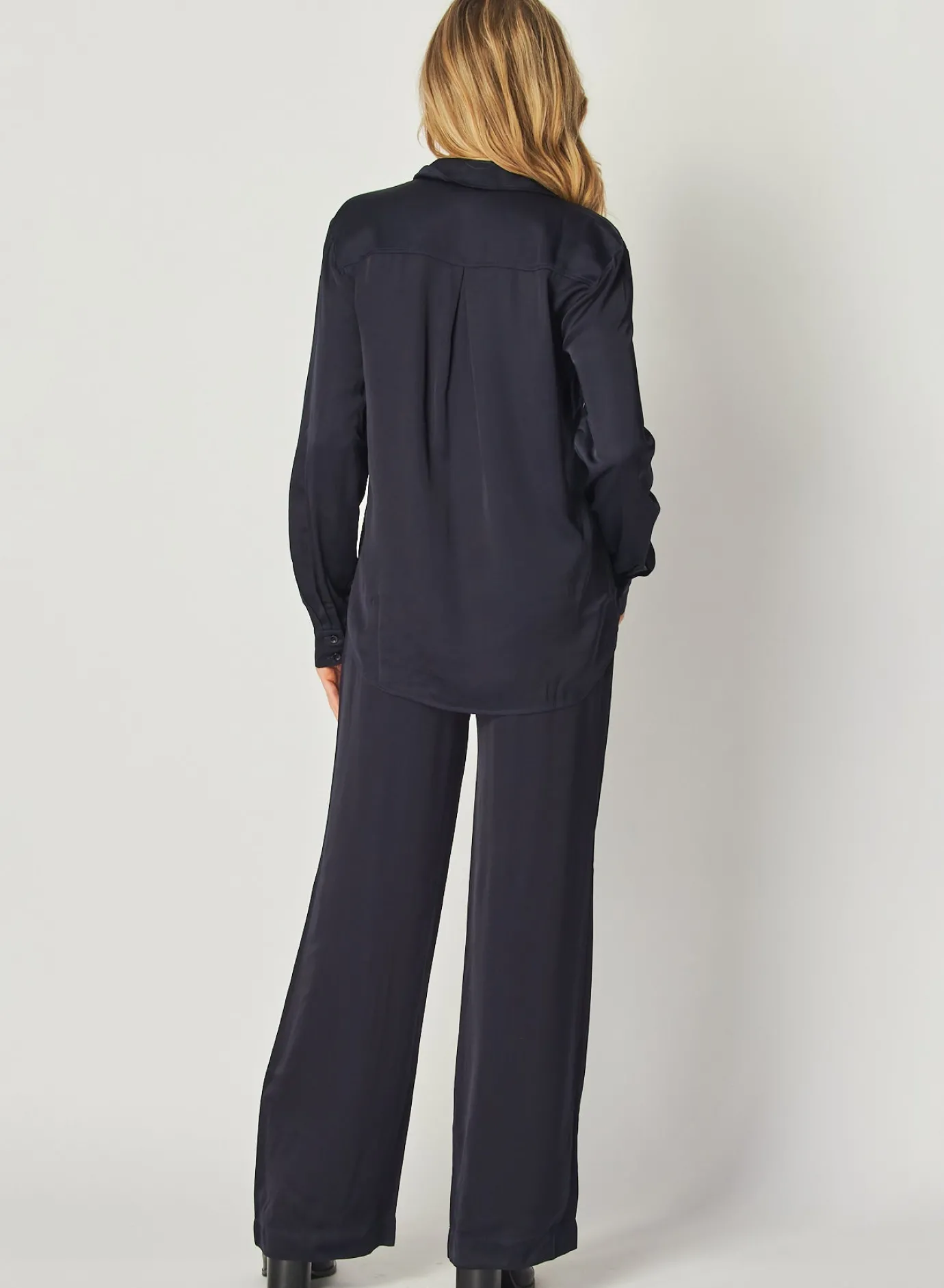 Bella Dahl High Low Hem Shirt - Navy Eclipse- Long Sleeve