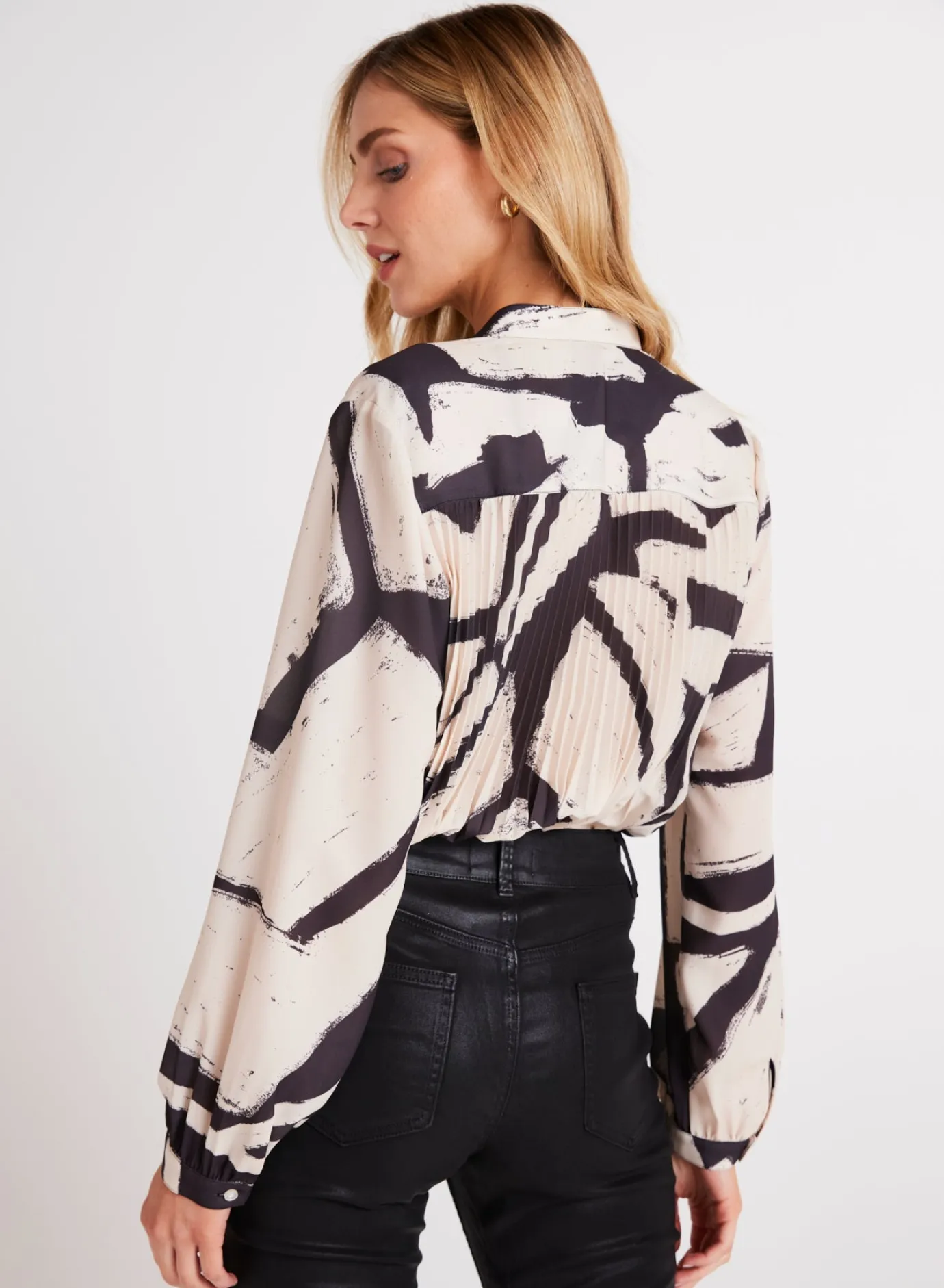 Bella Dahl Knife Pleat Button Down - Ivory Mosaic Print- Long Sleeve