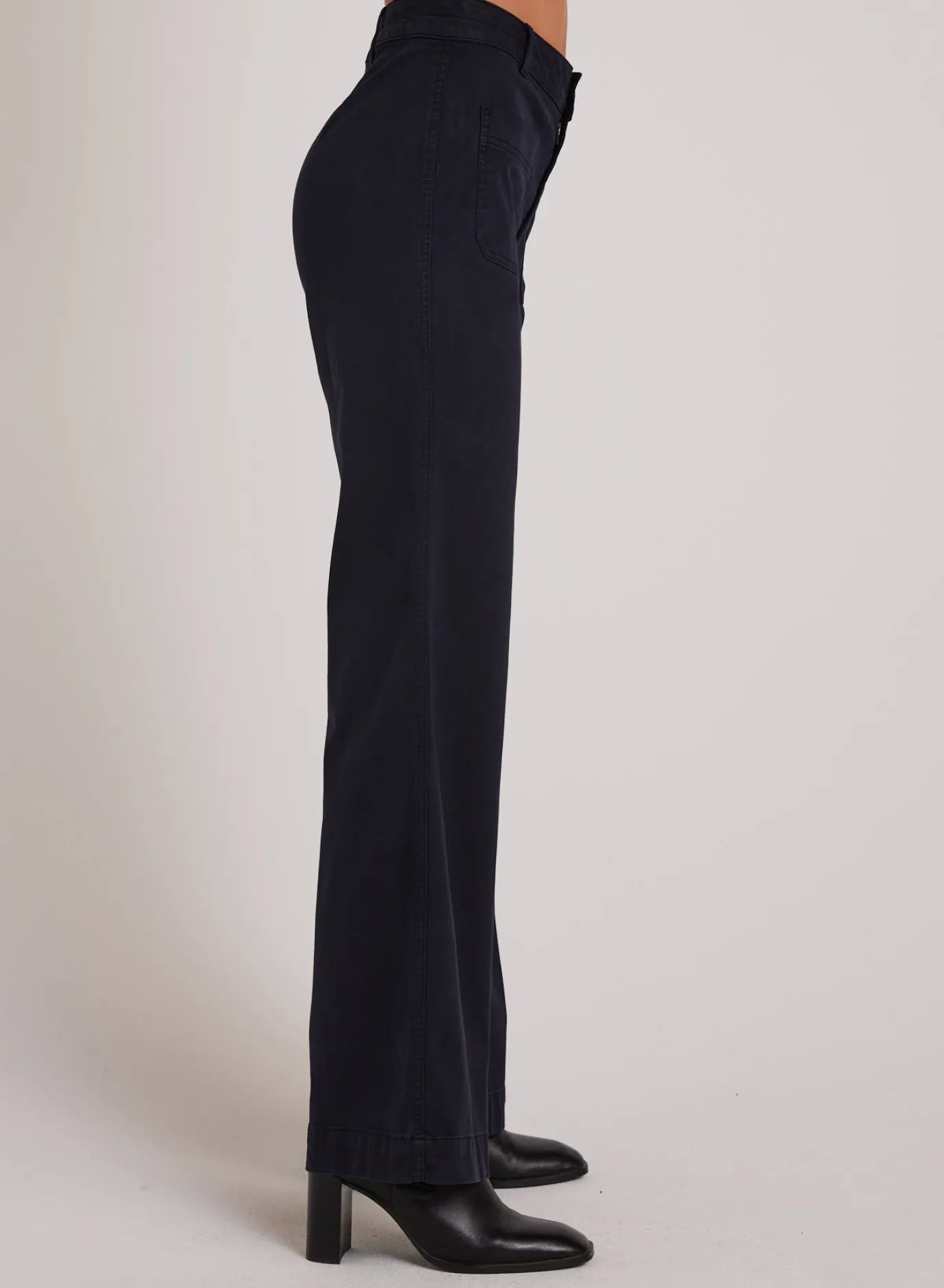 Bella Dahl Lola Two Pocket Wide Leg - Soft Black- Pants