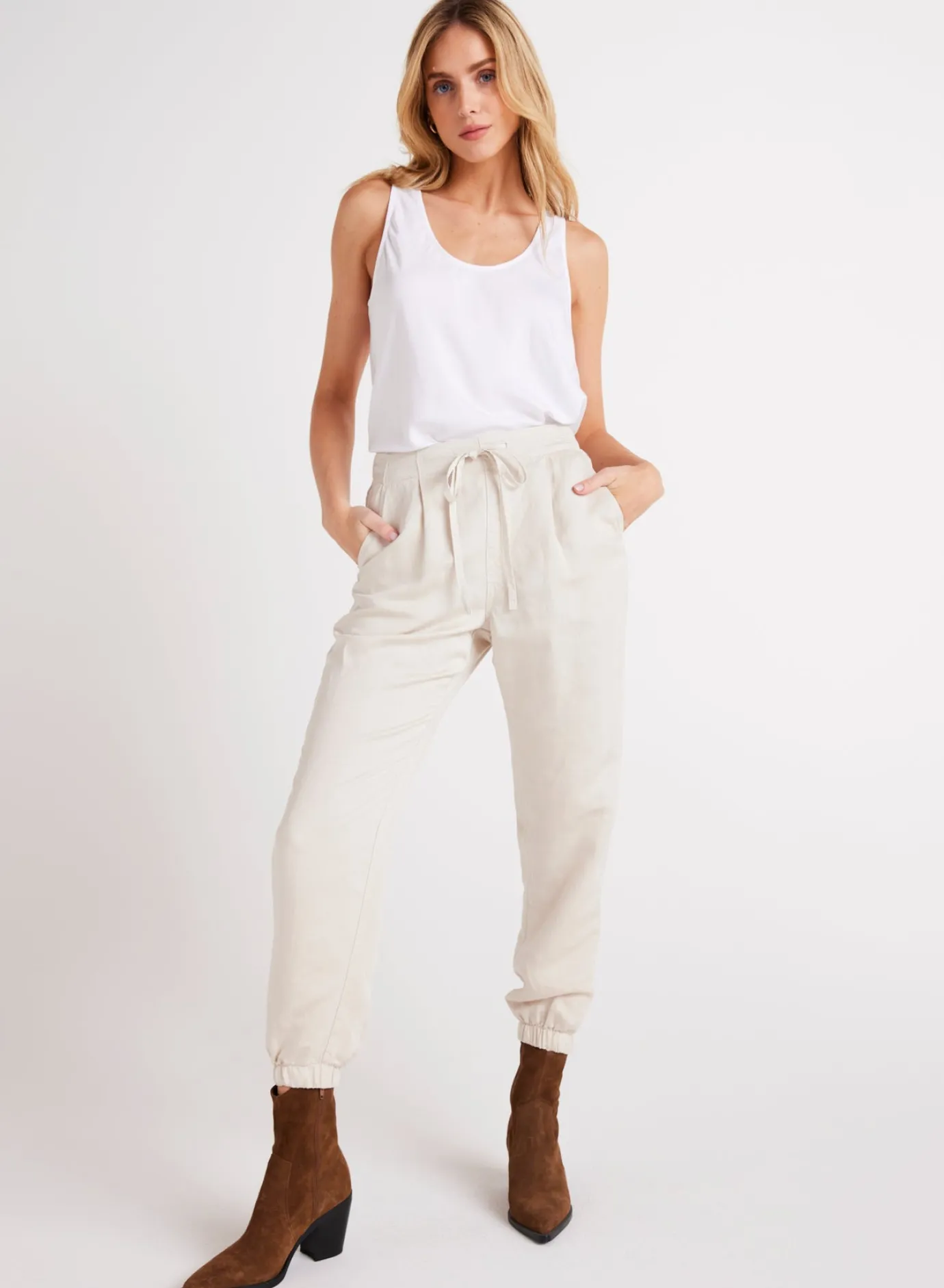 Bella Dahl Luna Pleat Front Jogger - Soft Pearl- Pants