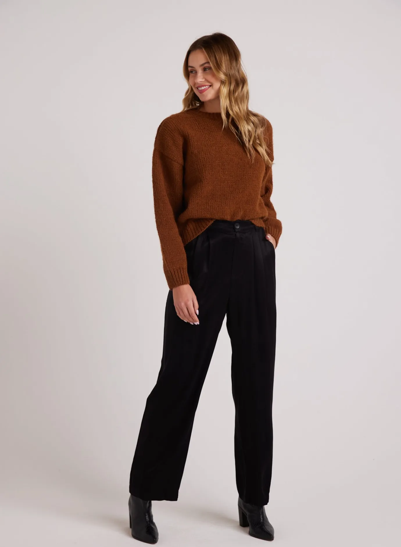 Bella Dahl Pleat Front Trouser - - Pants