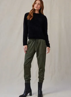 Bella Dahl Pocket Jogger - Italian Herb- Seasonal Essentials