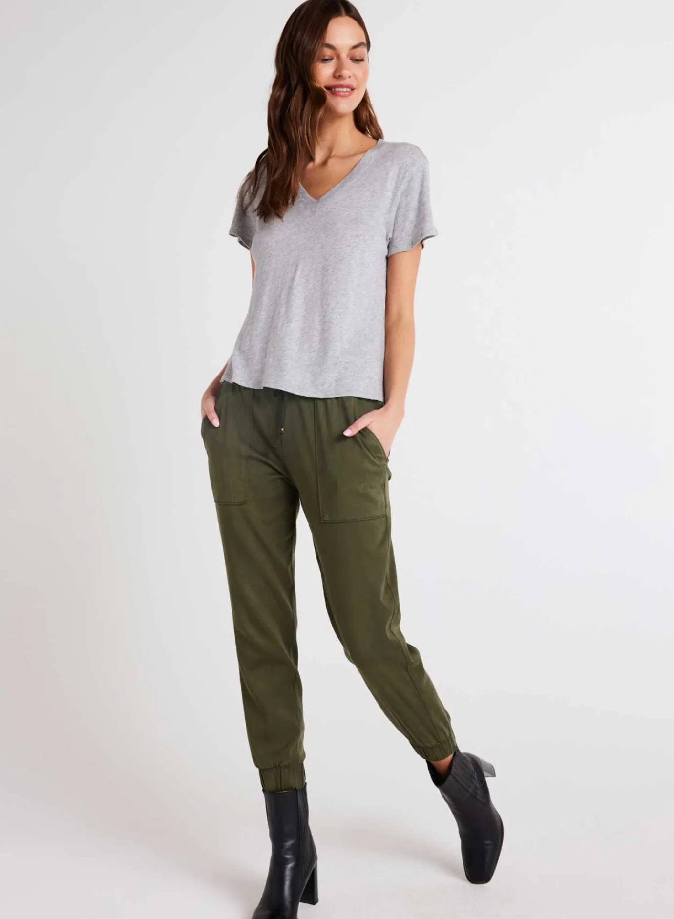Bella Dahl Pocket Jogger - Italian Herb- Essentials Bottoms