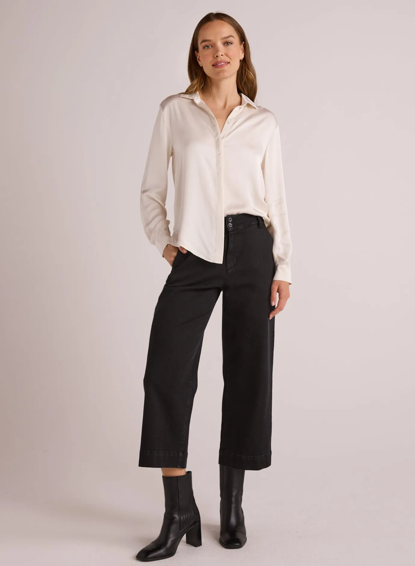 Bella Dahl Saige Wide Leg Crop - Smoke Wash- Pants