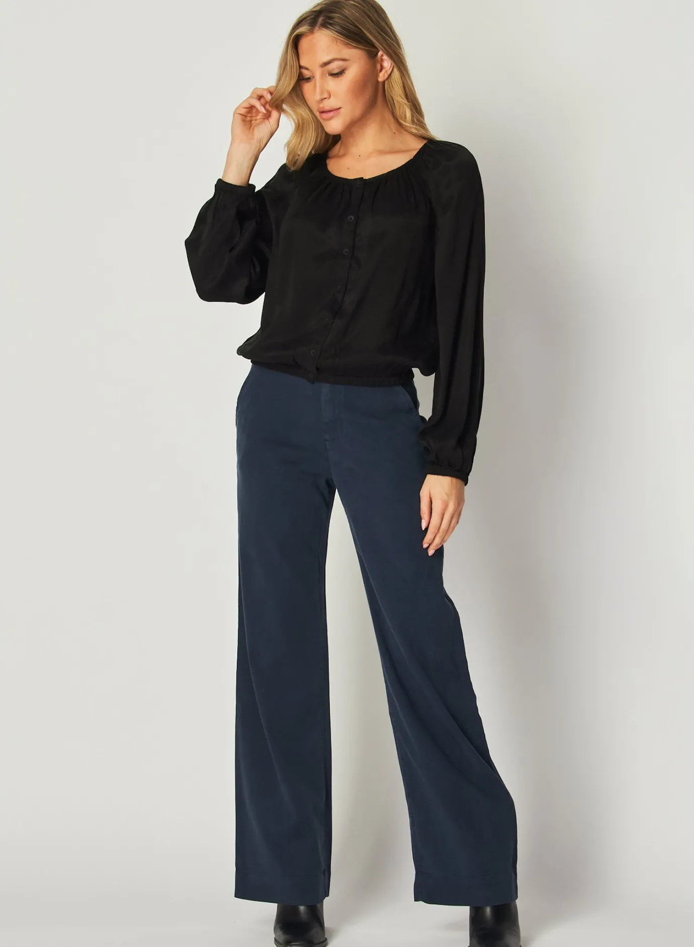 Bella Dahl Shirred Button Front Blouse - - Long Sleeve