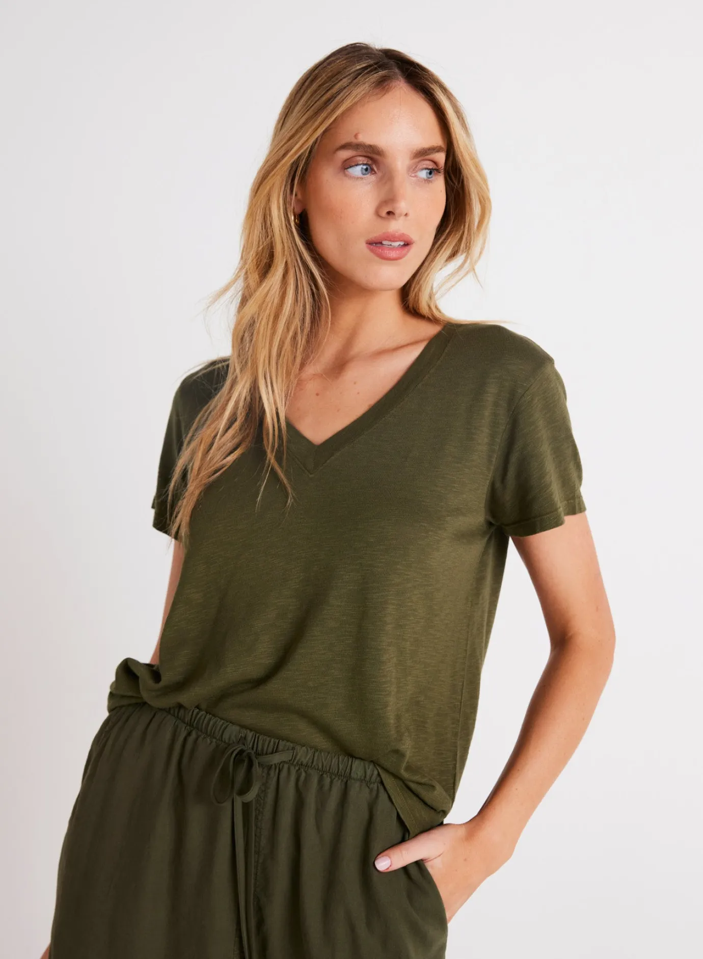 Bella Dahl Side Slit V-Neck Tee - Italian Herb- Seasonal Essentials