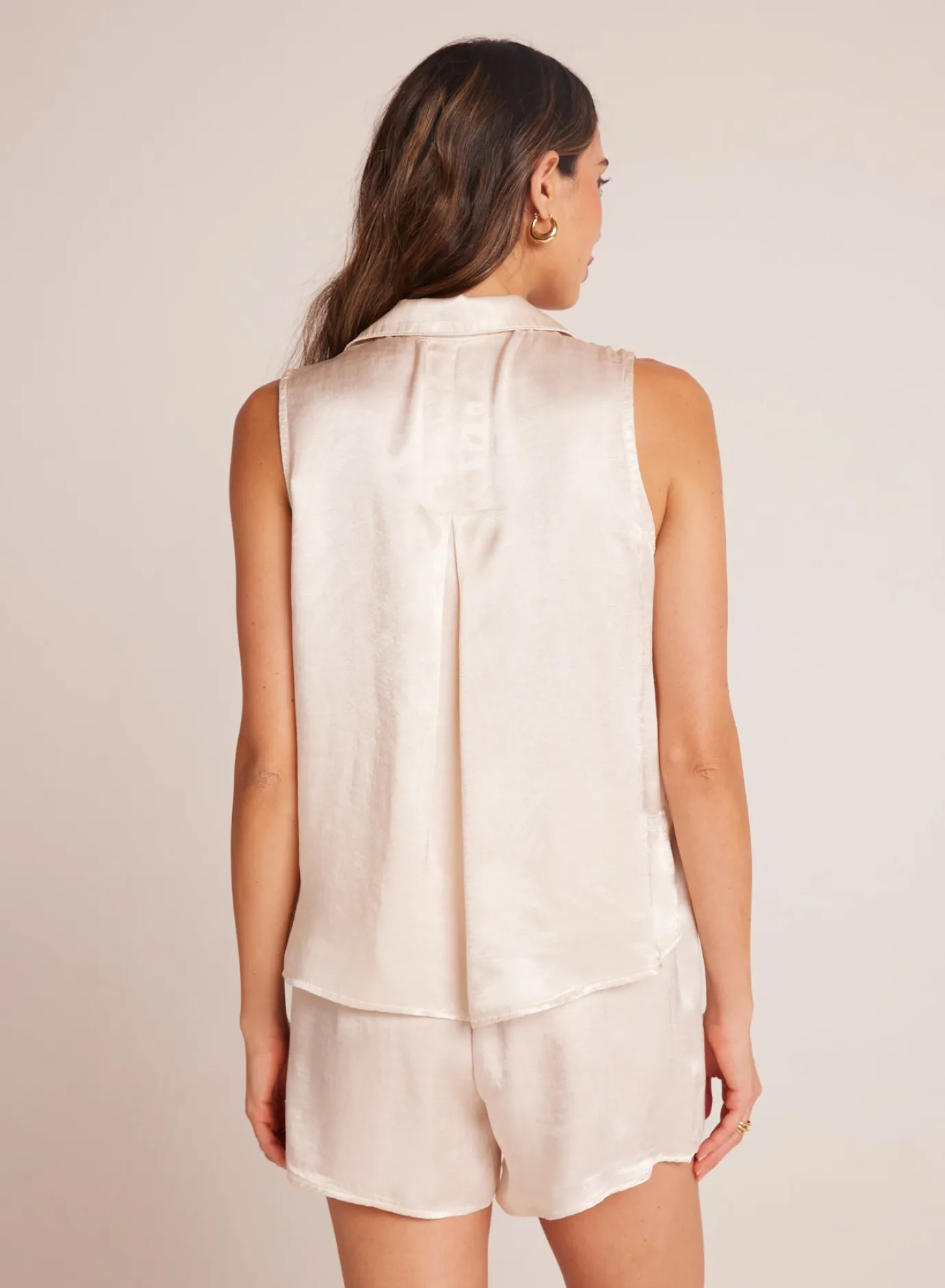Bella Dahl Sleeveless Notch Collar Button Down - Playa Sand- Sleeveless