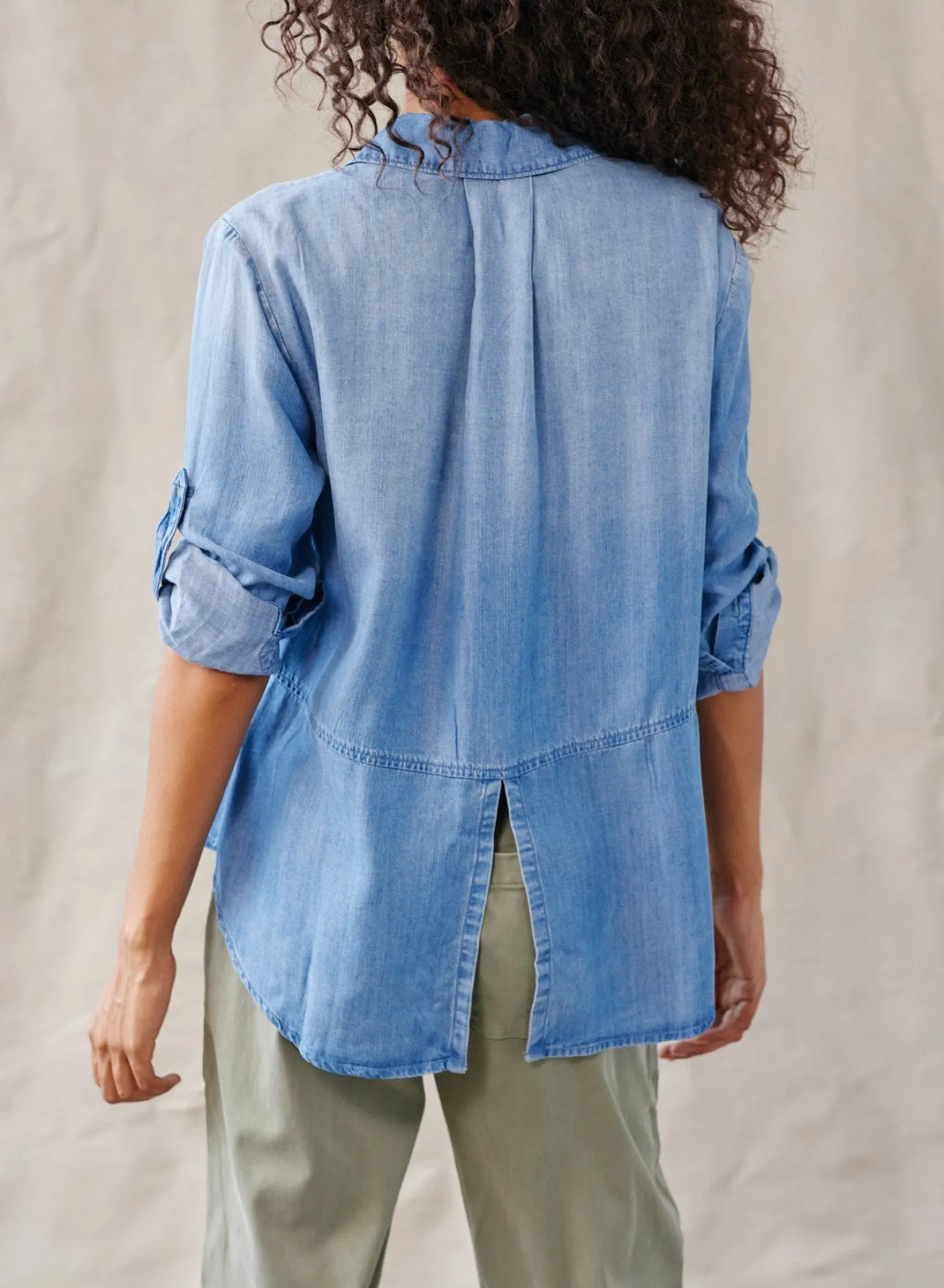 Bella Dahl Split Back Button Down - Medium Ombre Wash- Essentials Tops