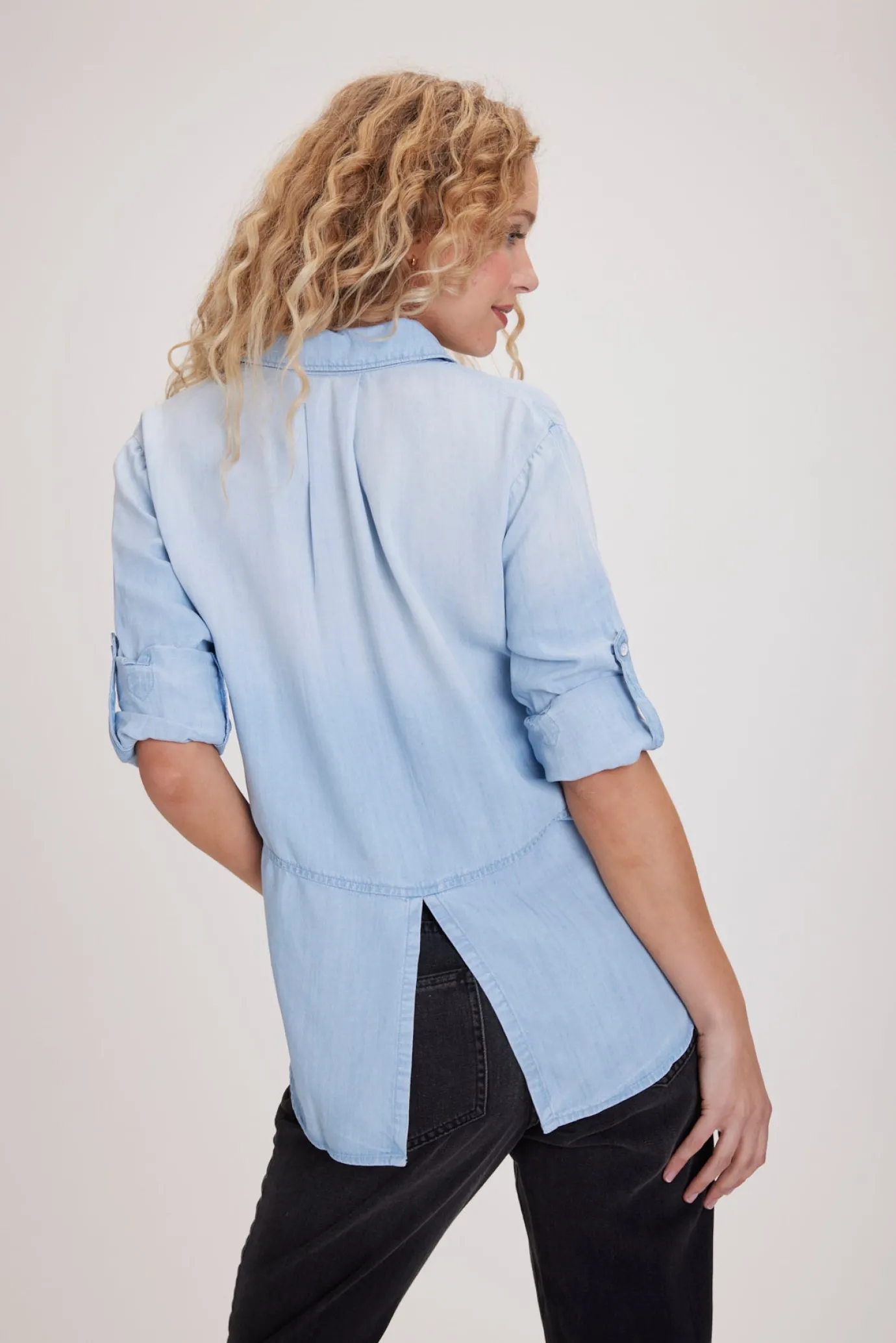 Bella Dahl Split Back Button Down - Sunbleach Wash- Button Down