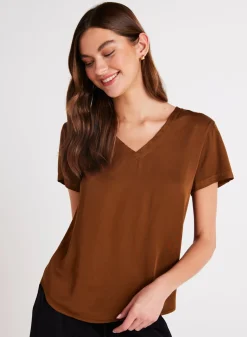 Bella Dahl V-Neck Tee - Twilight Gold- T-Shirts
