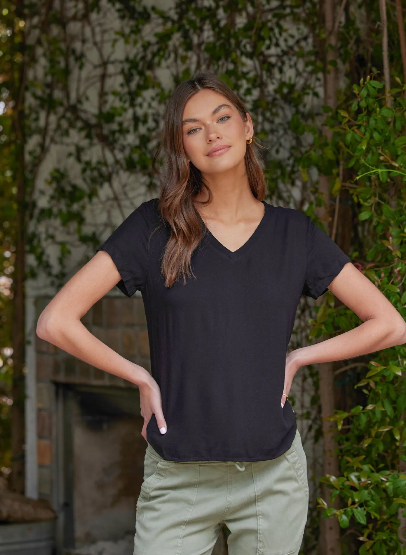 Bella Dahl V-Neck Tee - Vintage Black- Essentials Tops